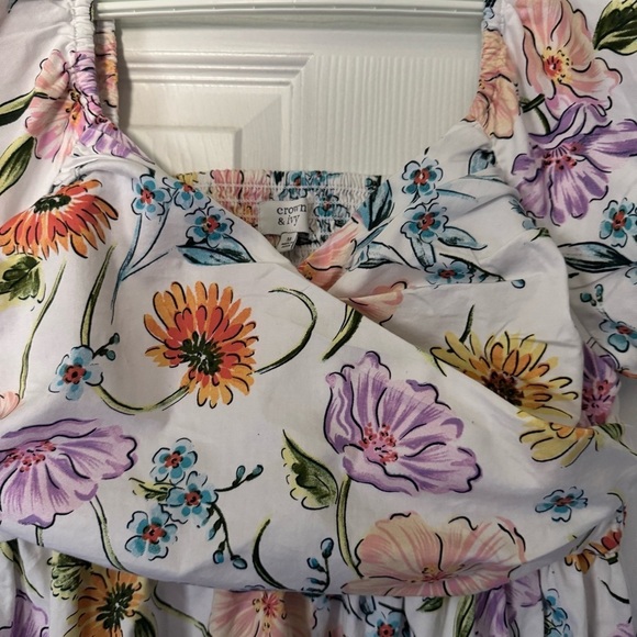 Crown & Ivy Women’s Floral Dress Size Medium - Picture 3 of 11